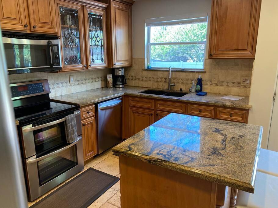Wasatch Front Home With Pool Close To Everything! Murray Esterno foto